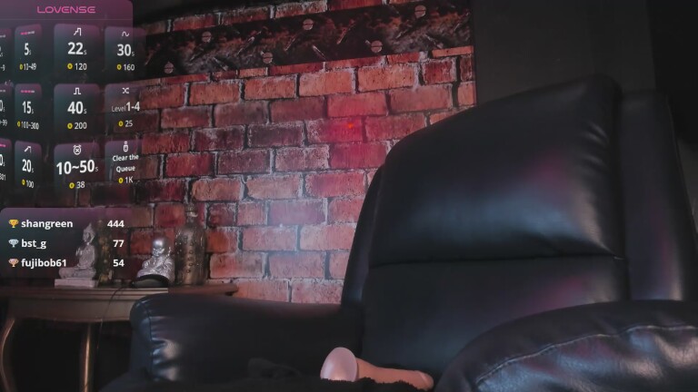 Liliighot's Streamate show and profile