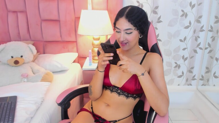 EllaEvanz's Streamate show and profile