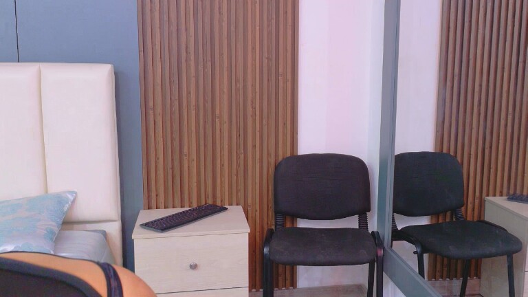 MarianaPhillps's Streamate show and profile