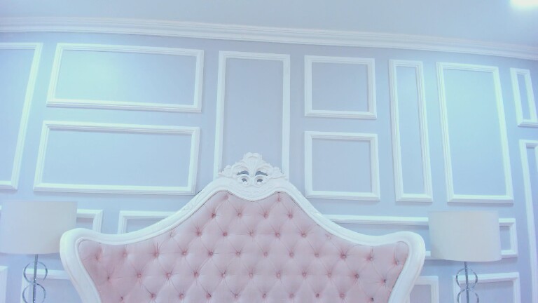 IdunBrunette's Streamate show and profile