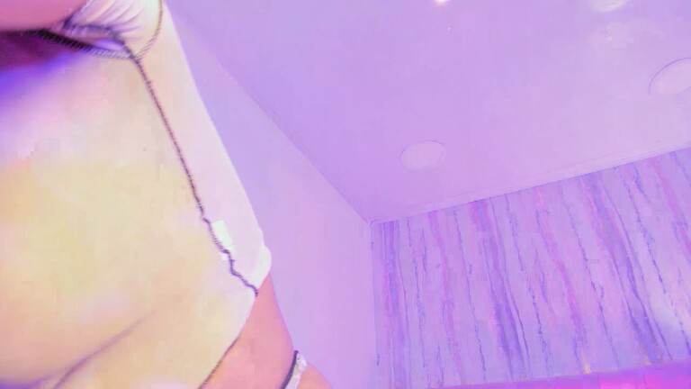 VeronicaFoster's Streamate show and profile