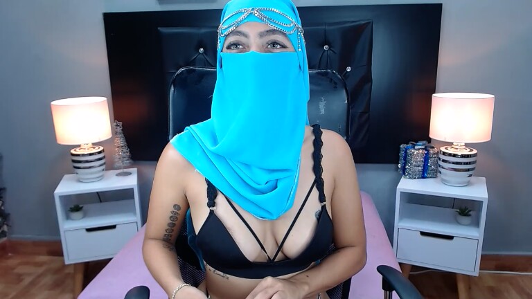 Samira_Al_Hadi's Streamate show and profile