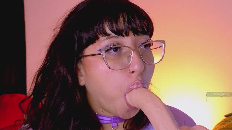 piaf_cute's Streamate show and profile