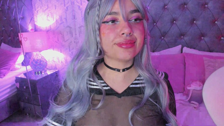 MaddieWaves's Streamate show and profile