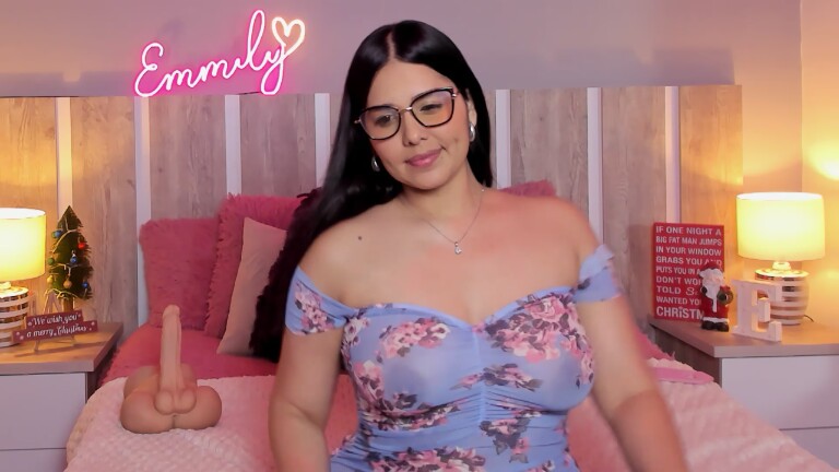 EmmilyKhan's Streamate show and profile