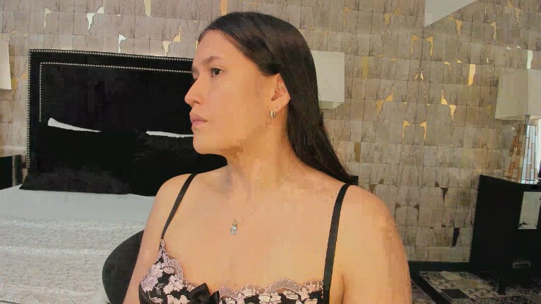 BrianaHunter69's Streamate show and profile