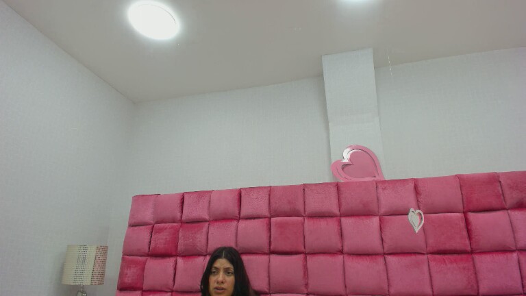 Chery_Desire's Streamate show and profile